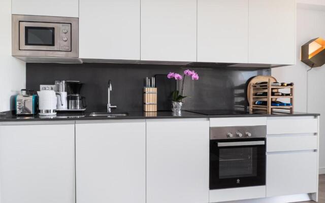 2313-Amazing new luxury apartment with three bedrooms