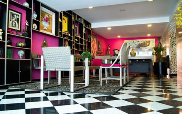 Hotel Dharma