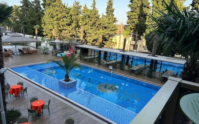 MandarinnART Hotel