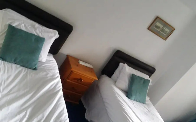 The Bell Country Inn