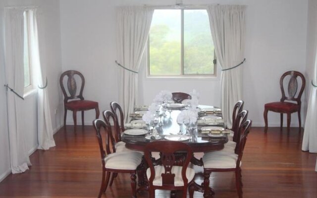 Highwood Park B&B Guest Lodge