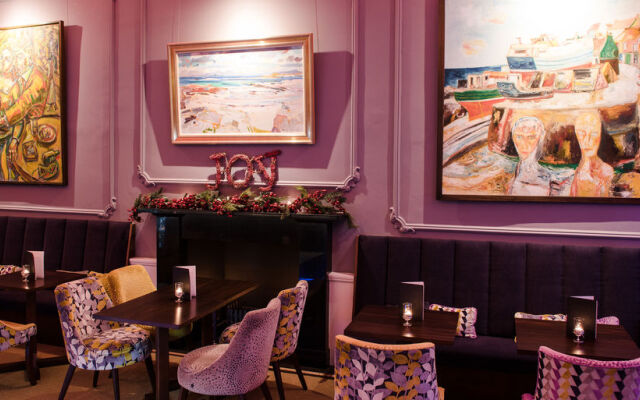 Ailsa Craig Hotel