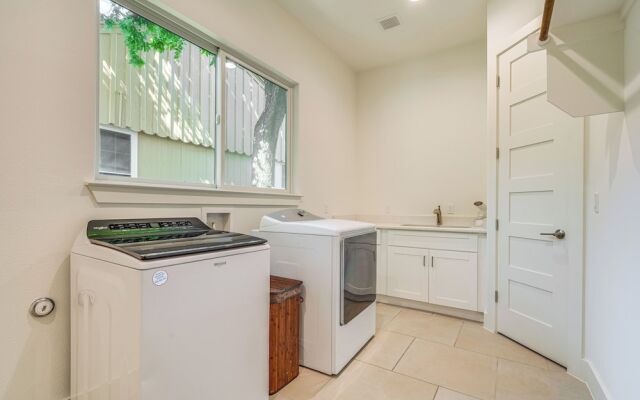 Spacious Austin Home: Near S Congress & Downtown!