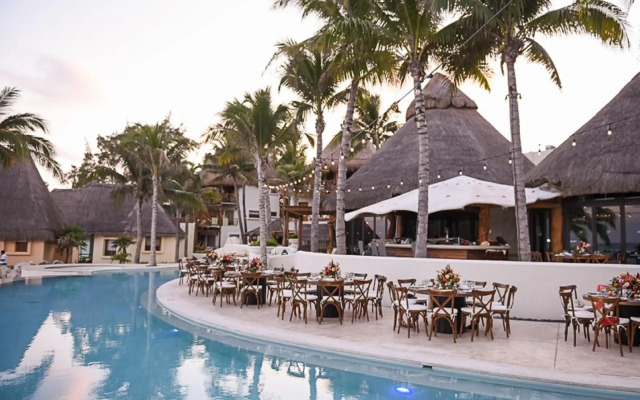 Mahekal Beach Front Resort & Spa