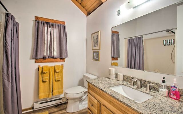 Wintergreen Home w/ Deck - Near Skiing & Hiking!
