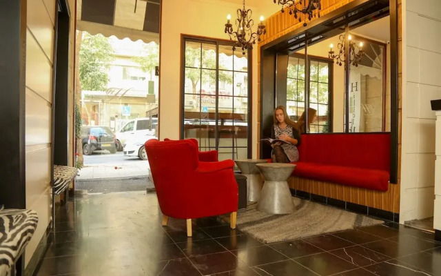 Hillel 11 Hotel