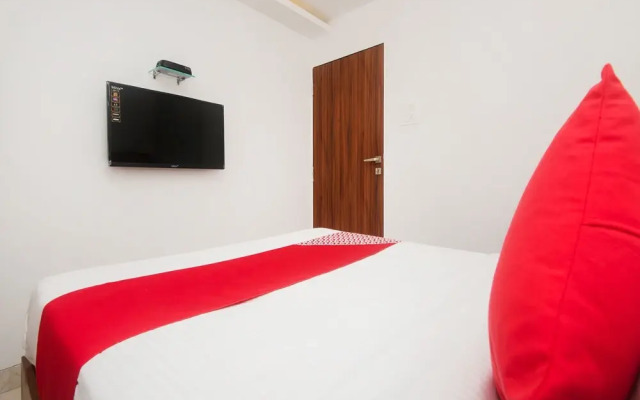 OYO 15902 Hotel Oyster Executive