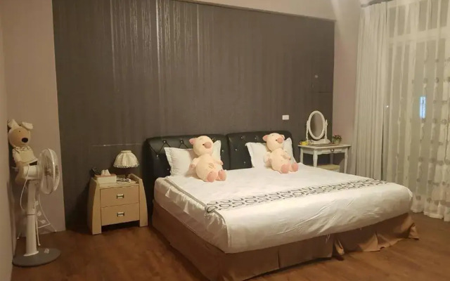 Baby Pig B&B