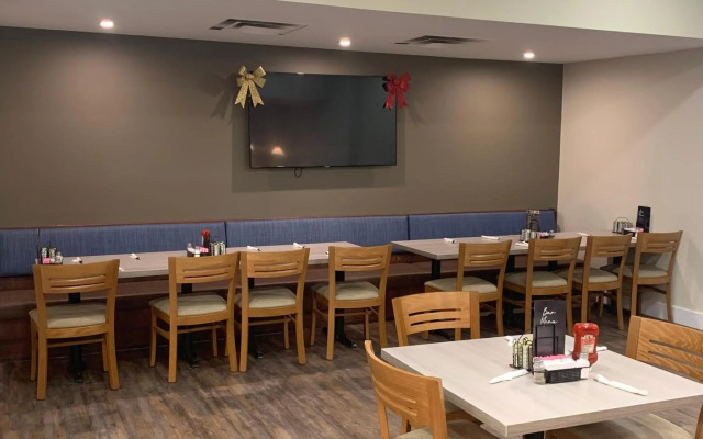 Travelodge by Wyndham Sudbury