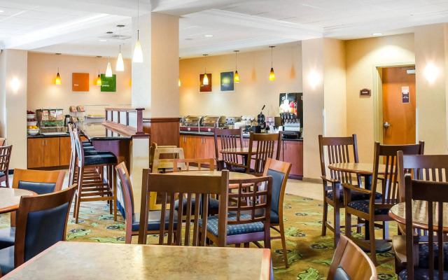 Comfort Suites Lancaster Amish Country