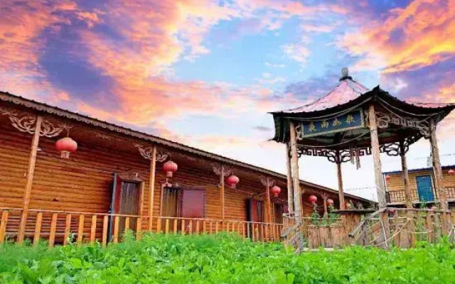 Ergun Shiwei Linjiang Sophia Family Tour Homestay