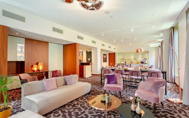 Crowne Plaza Amsterdam South by IHG - Hotel in أمستردام - Photo 2