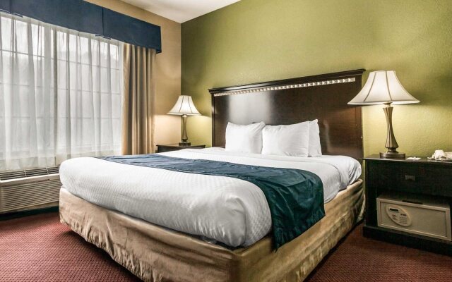 Rodeway Inn & Suites East/I-44
