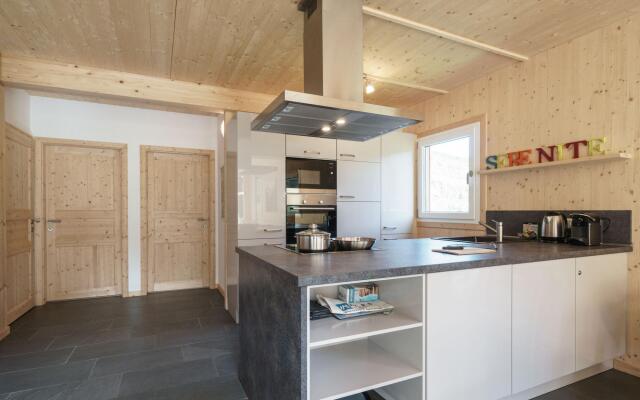 Chalet in Sankt Georgen on Ski Slopes