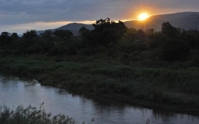 River House Bush and Safari Lodge