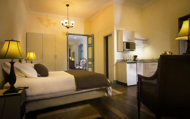 Del Parque Hotel & Suites