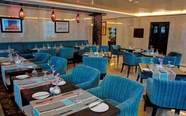 Boutique 7 Hotel & Suites