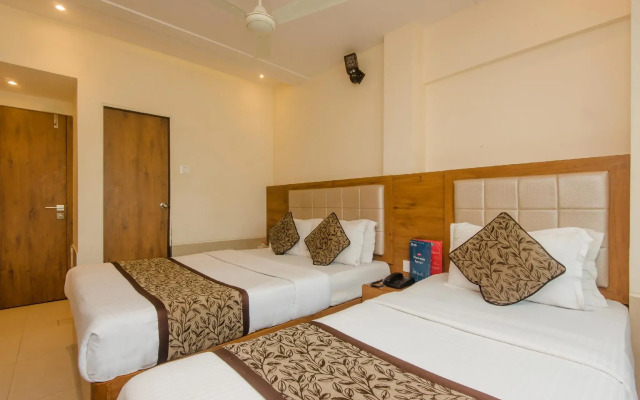 Oyo 8363 Hotel Royal Inn