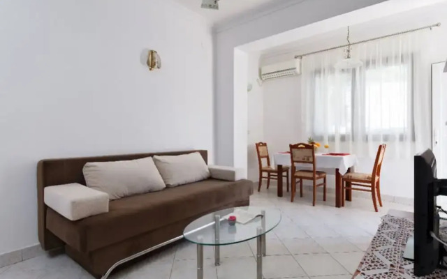 Tihi Val Apartments