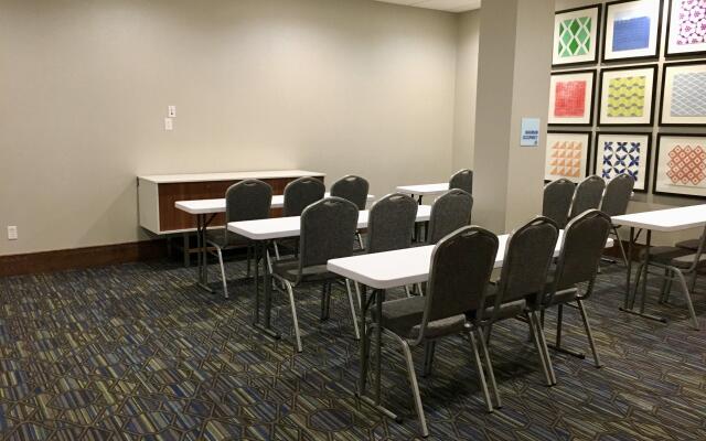 Holiday Inn Express Grand Island - Niagara Falls by IHG