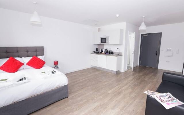 Beautiful Apartment In Vibrant City Centre!