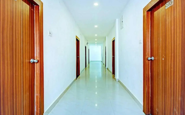 Hotel Meridian Grand