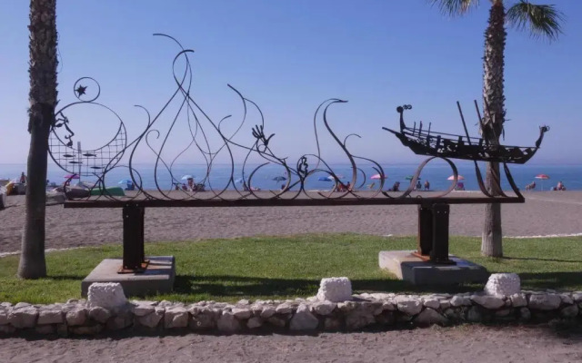 Studio 1 - Sea front