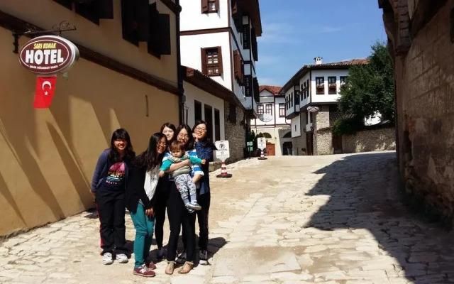 Sari Konak Otel