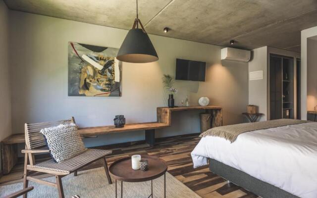 Be House Suites & Spa