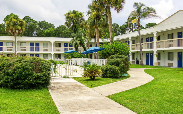 Motel 6 Starke, FL
