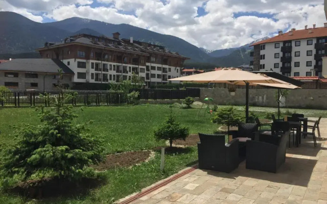 Altitude Mountain Apartments Aspen