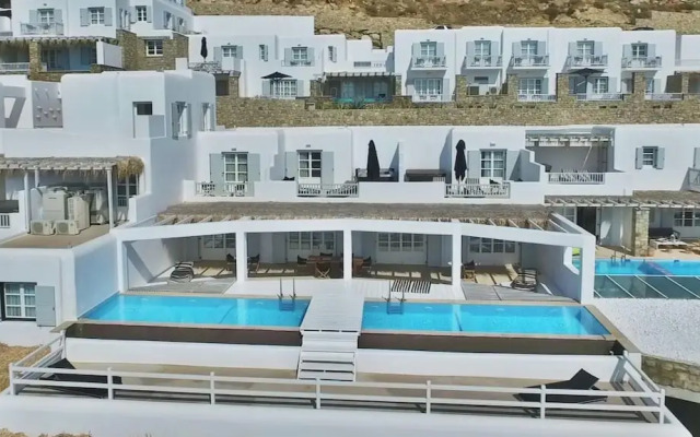 Myconian Villa Collection Unique Villas 2-bedroom in House Ftelia Villa