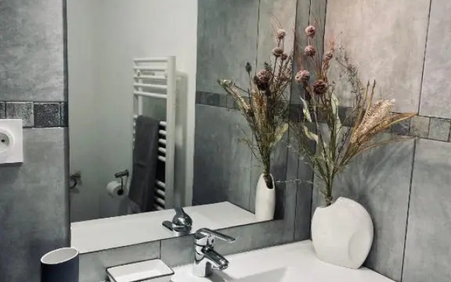 T2 calme avec vue mer et borne de recharge