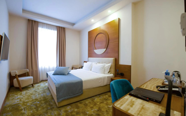 Hotel City Savoy
