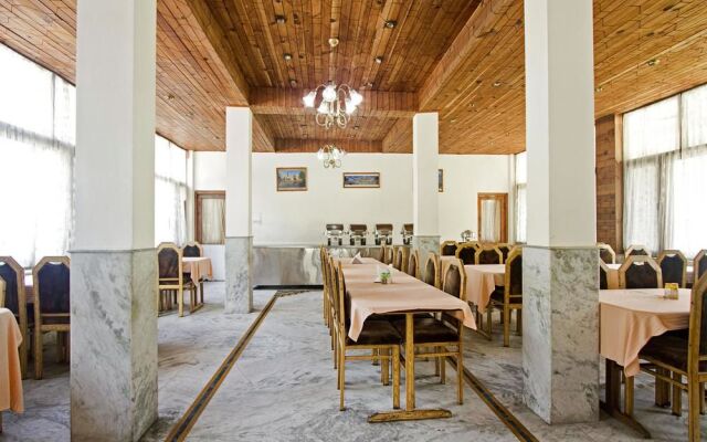 OYO 1537 Hotel Highland