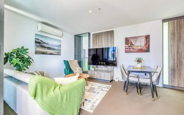 StayAU Leisure 2BR Modern CBD Apt