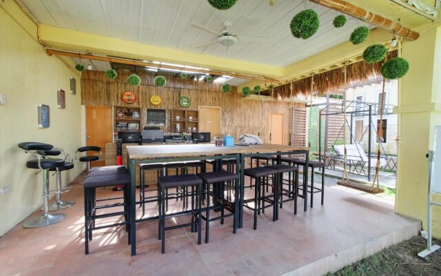 ZEN Hostel Marigondon Eagle House Cebu