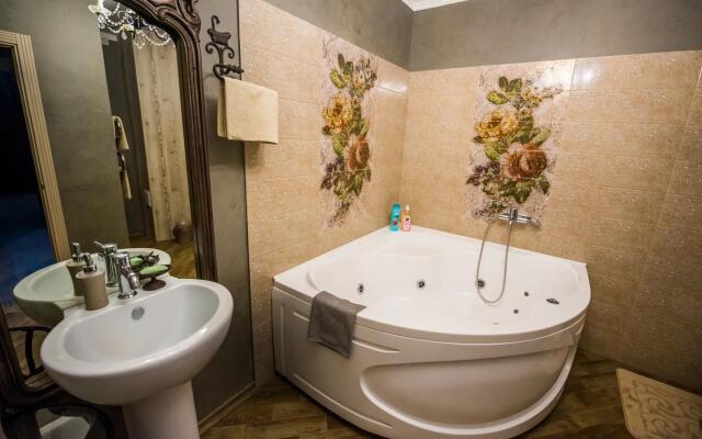 Country House Apartments on Primorsky Boulevard 57