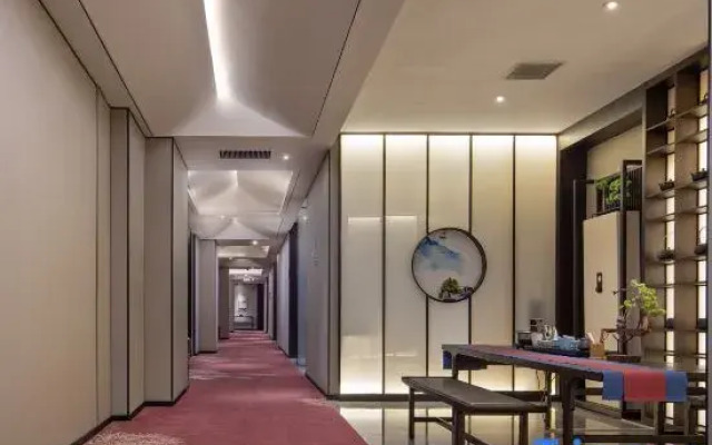 Moshangqingshe Hotel(Zhengzhou Erqi Wanda Plaza and Hanghai Road)