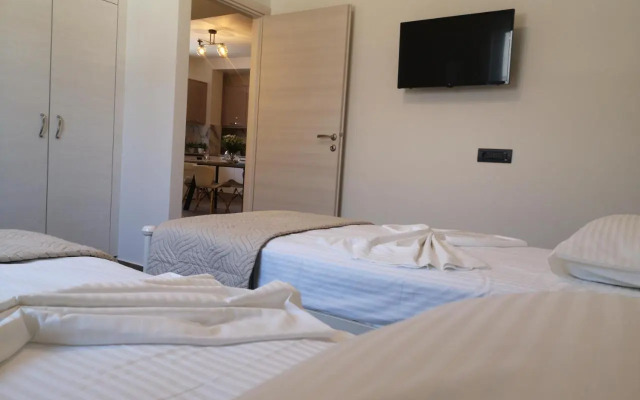 Sunny Holidays Apartment