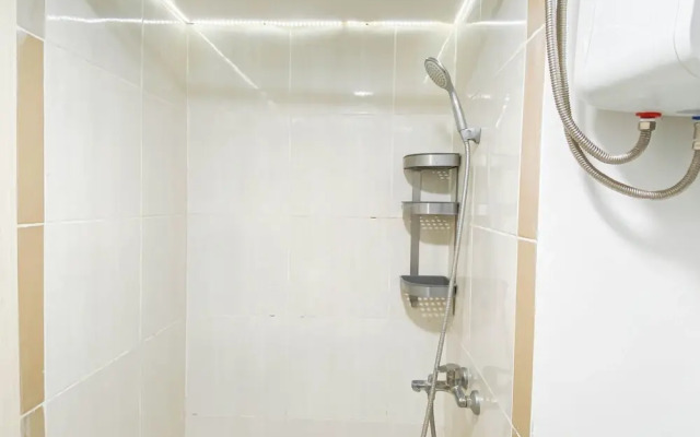 Neat Style 2Br Apartment Meikarta