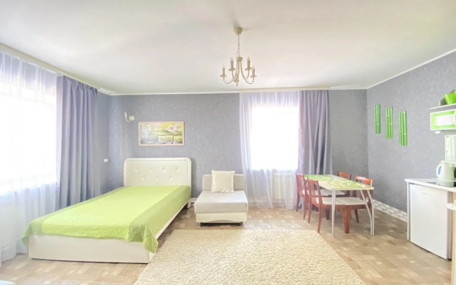 Апартаменты на улице Газовиков 25к2