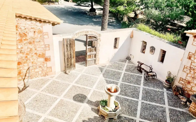 Villa Es Castell de Can Alou Shorta-felanitx
