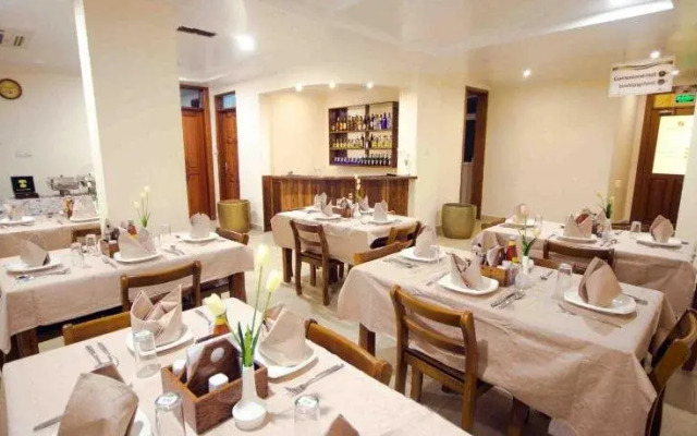 Antique Legacy Hotel
