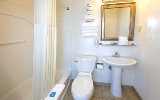 Seabonay Oceanfront Motel