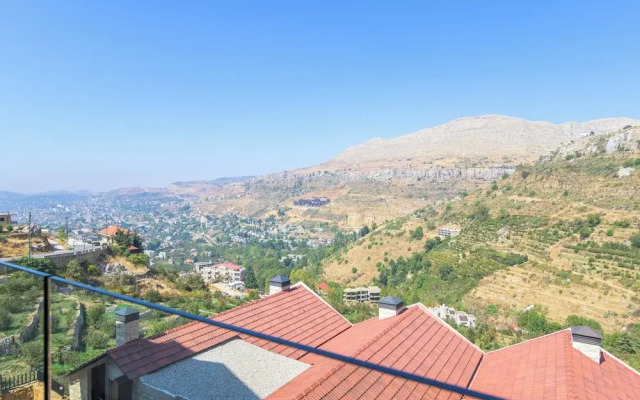 Verve 2BR Apt. by The Valley Kfardebian