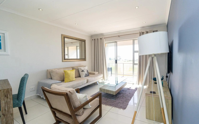 Modern Seaview Apartment