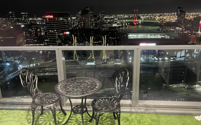 Luxury 2B2B Marvelous View Central Location