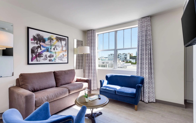 Clinton Hotel South Beach