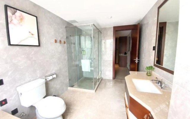 Junyi Twin Tower Hotel
